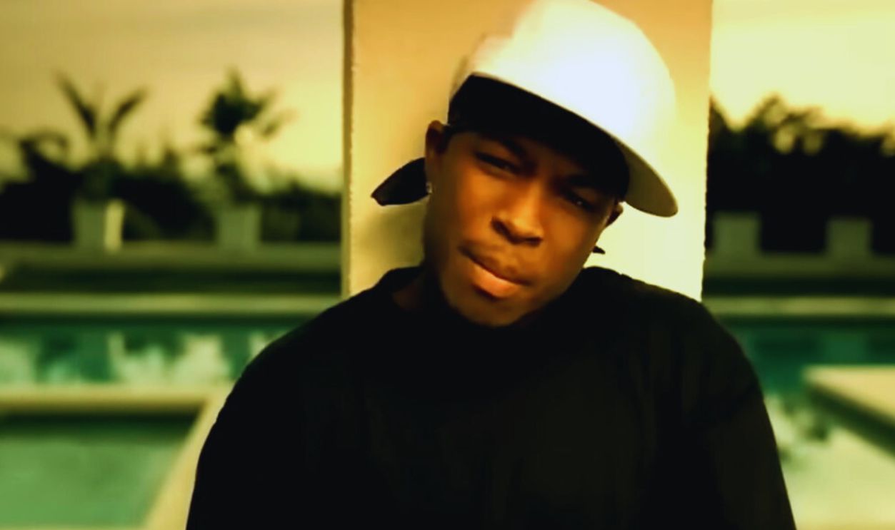 Screenshot from Grind With Me (2005)