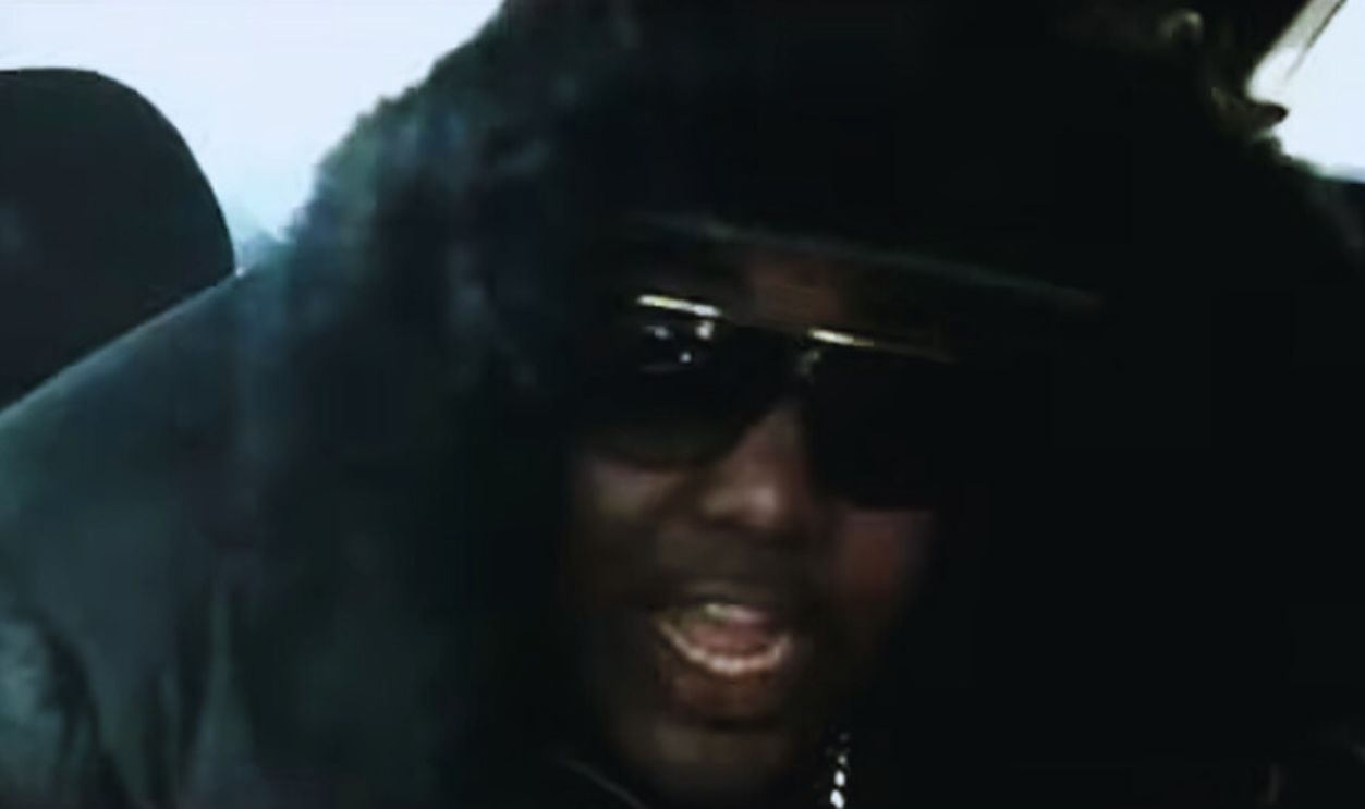 Screenshot from Flicka Da Wrist (2015)