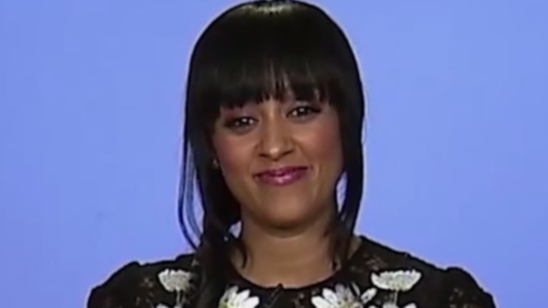 File:Tia Mowry on Sidewalks.jpg