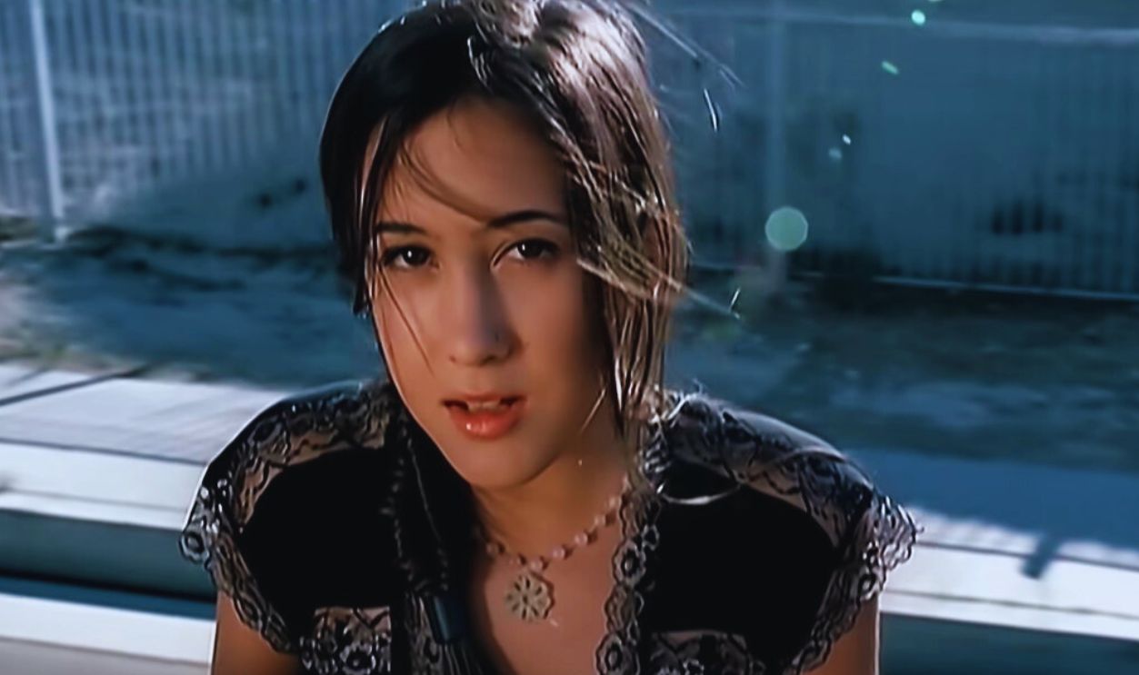 Screenshot from A Thousand Miles (2002)