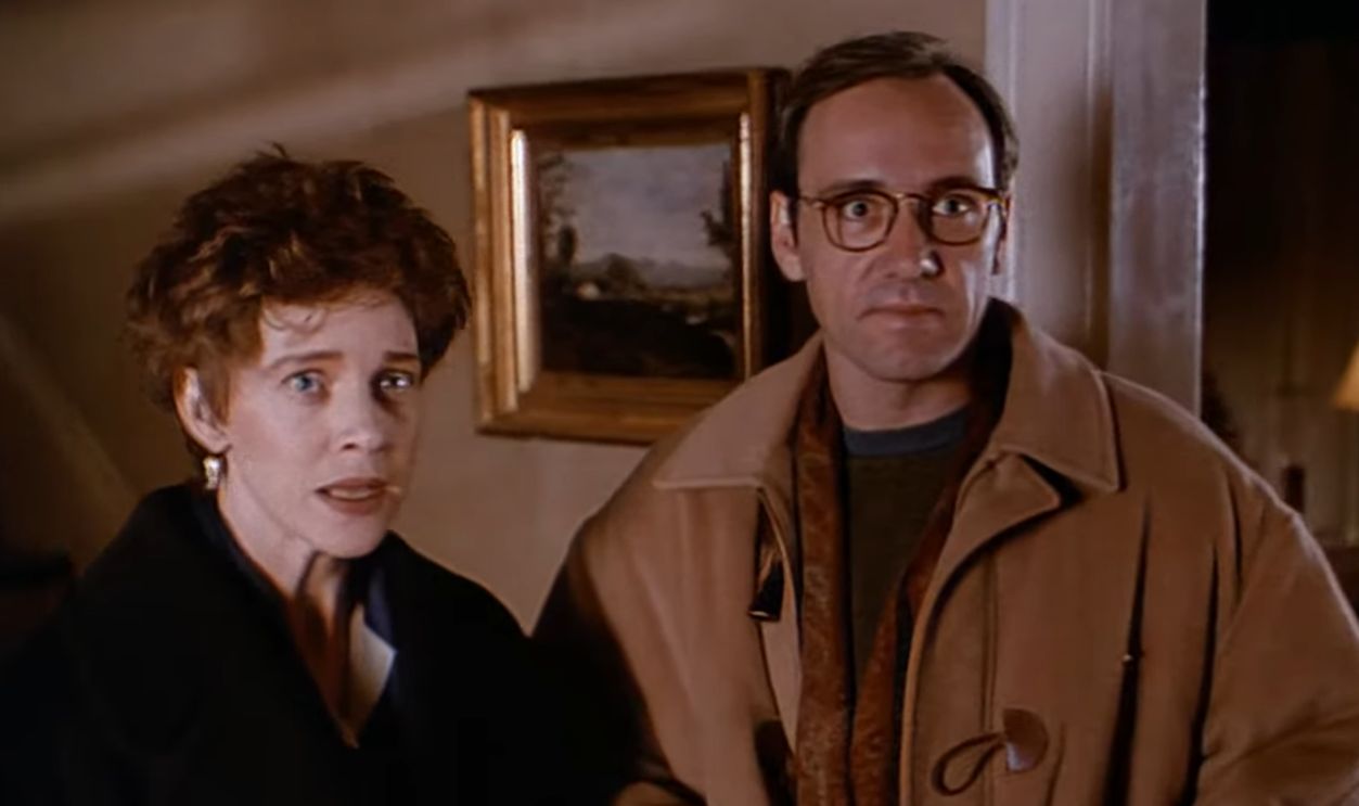 Screenshot from The Ref (1994)