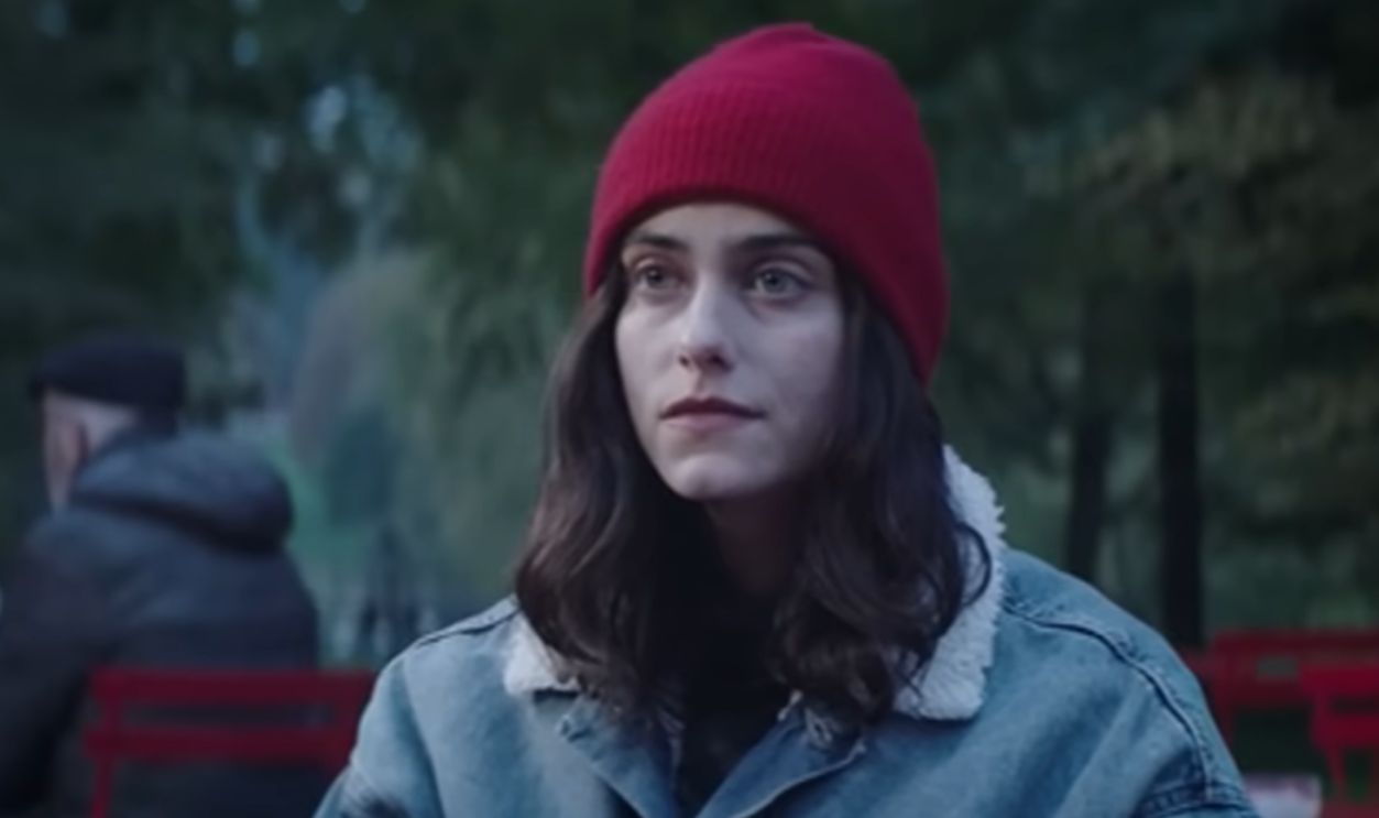 Screenshot from The Advent Calendar (2021)