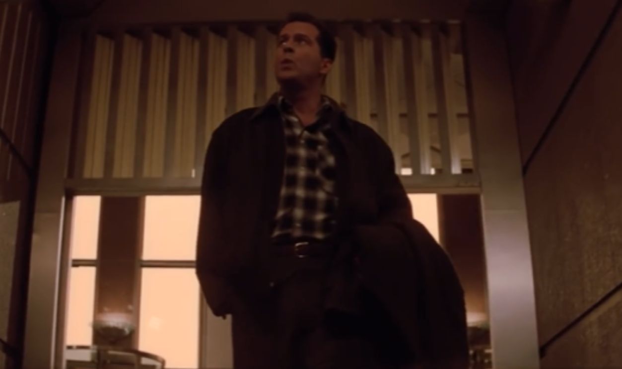 Screenshot from Die Hard (1988)