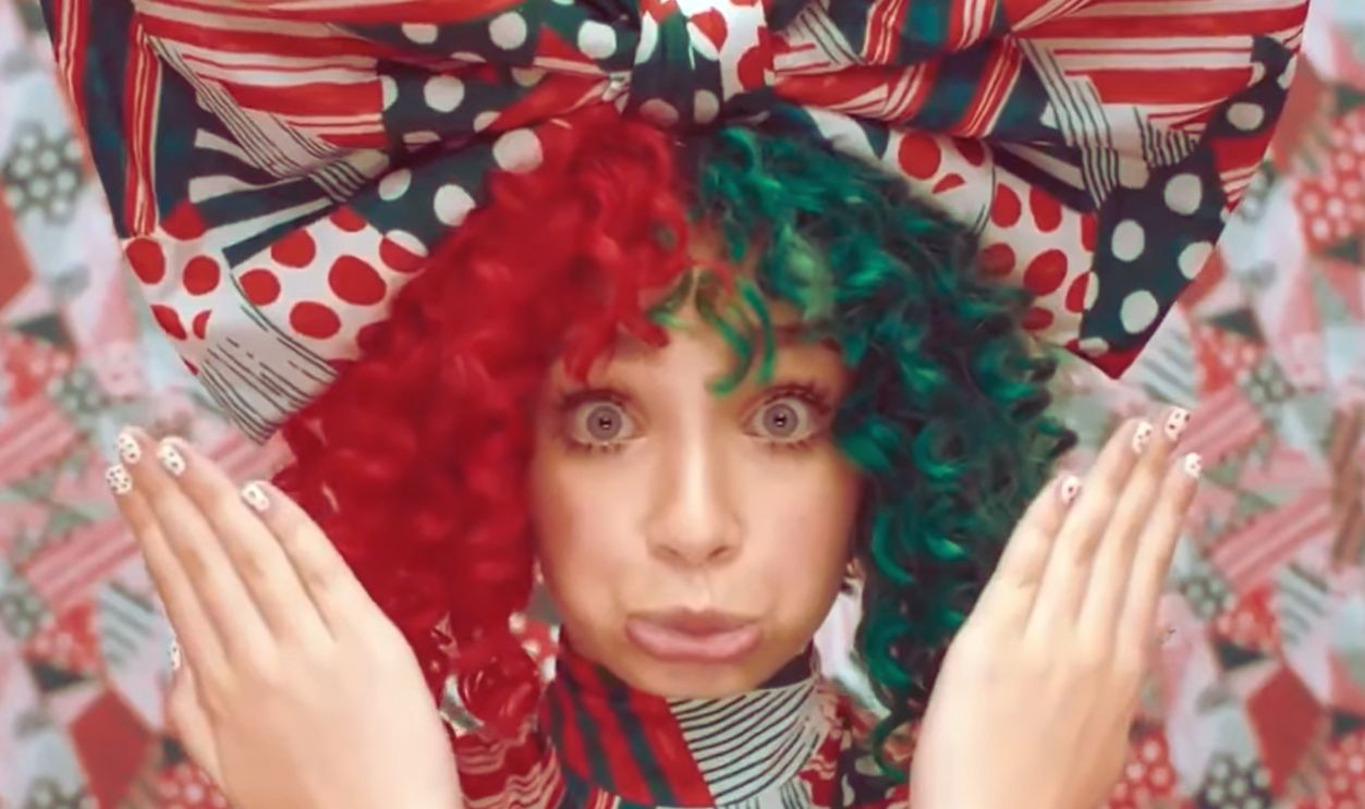 Screenshot from Ho Ho Ho (2017)