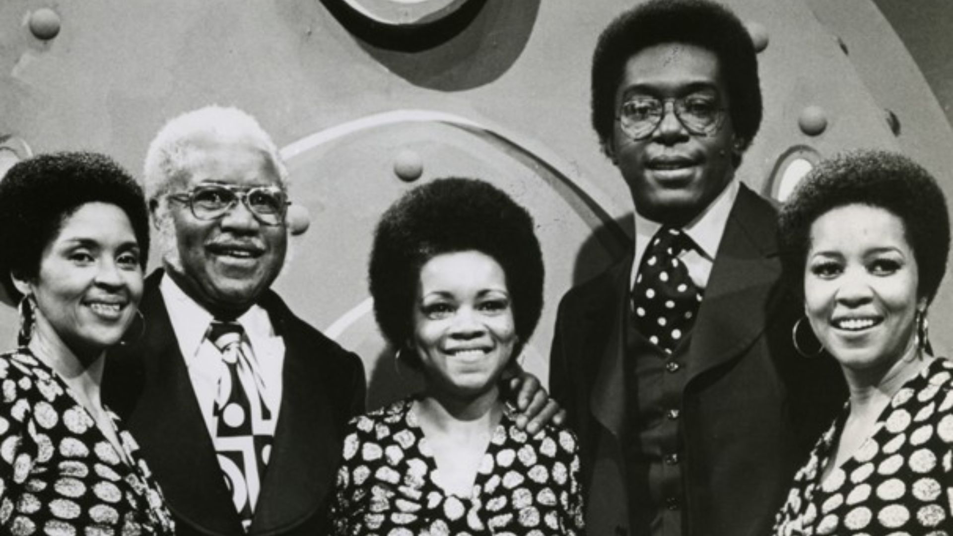 File:Staple Singers on Soul Train.jpg