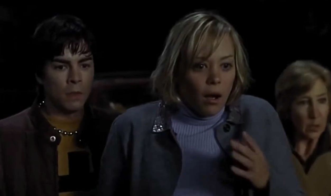 Screenshot from Dead End (2004)  