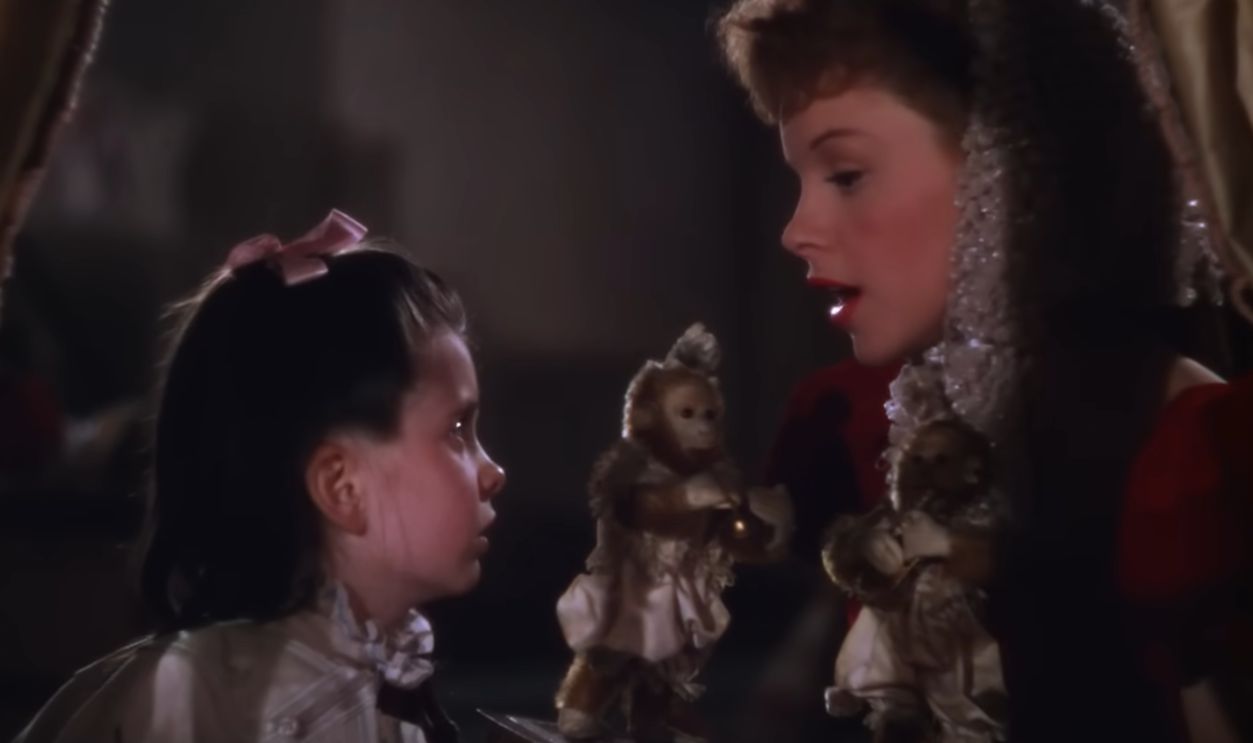 Screenshot from Meet Me in St. Louis (1944)