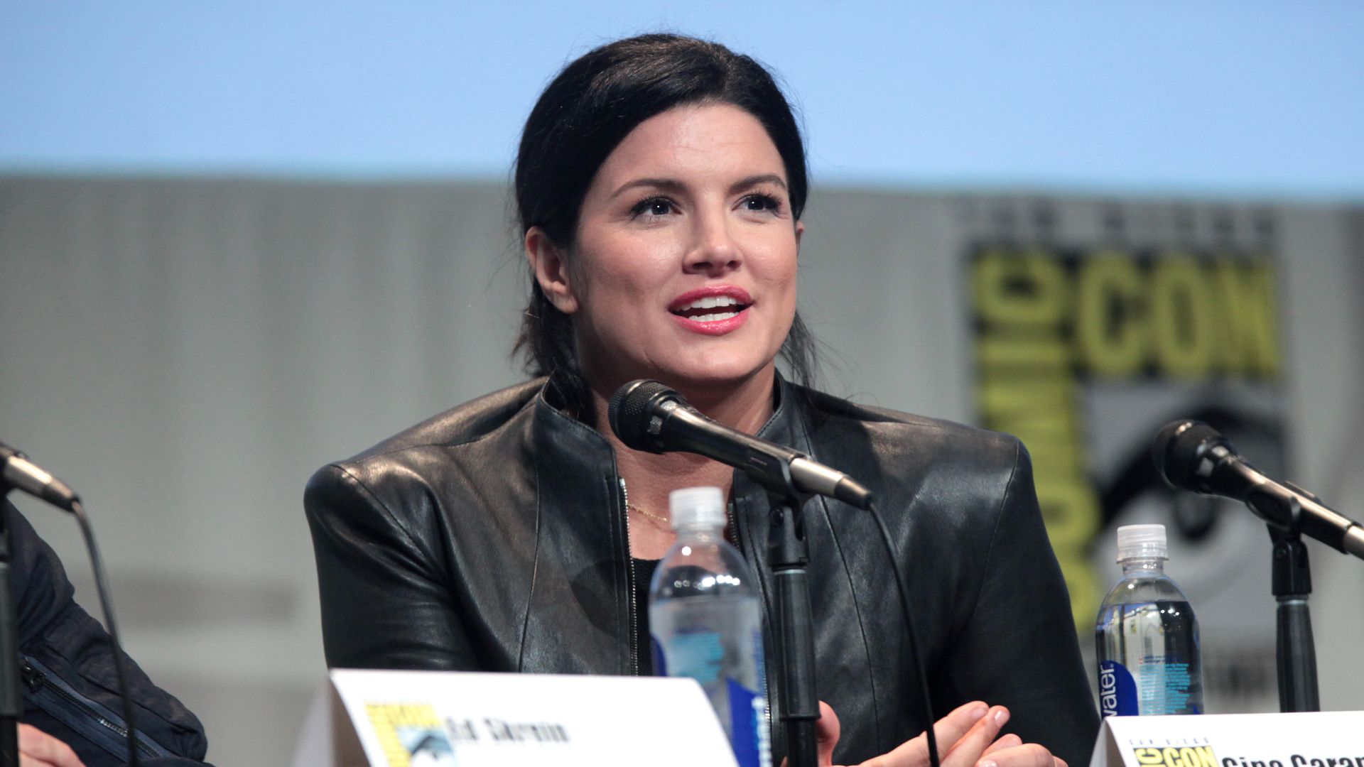 File:SDCC 2015 - Gina Carano (19136144843).jpg