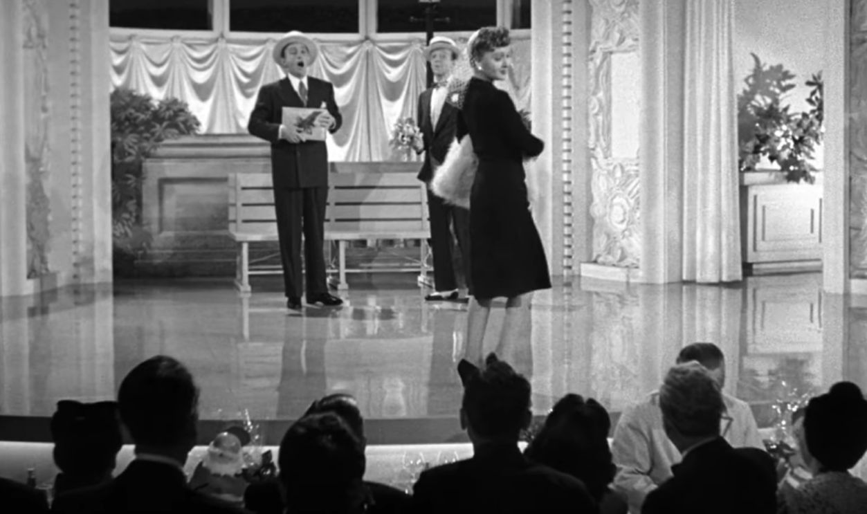 Screenshot from Holiday Inn (1942)