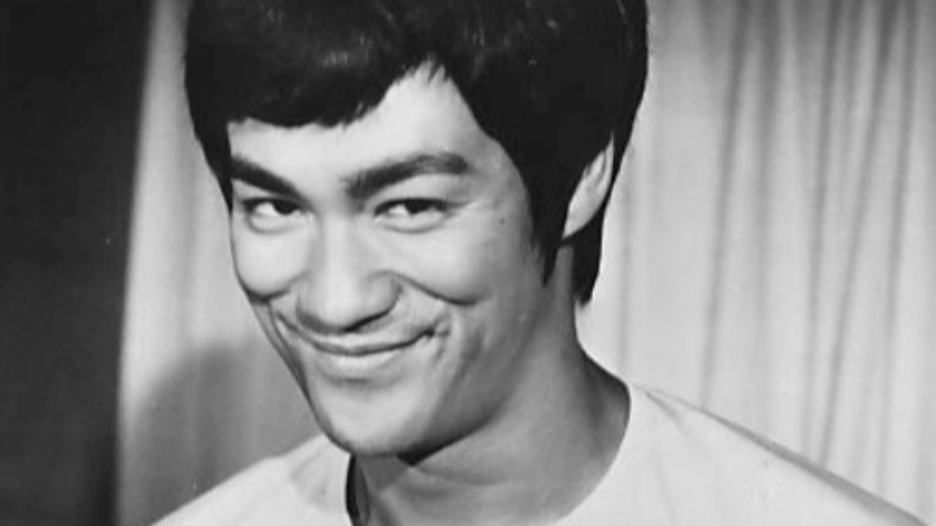 File:Bruce Lee 1973.jpg