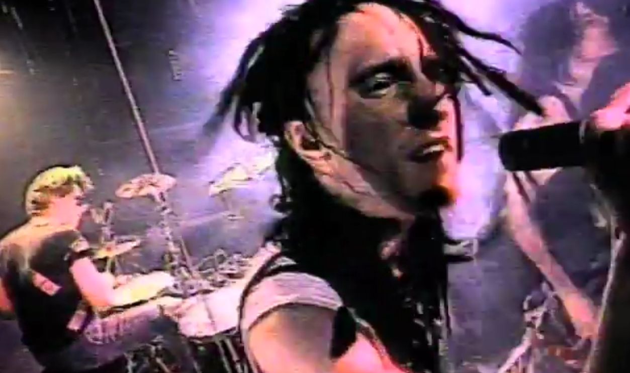 Screenshot from Pretty Hate Machine, TVT (1989)