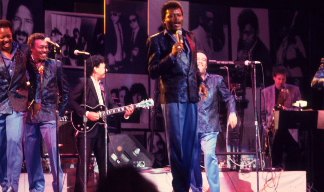 The Spinners Perform At Madison Square Garden