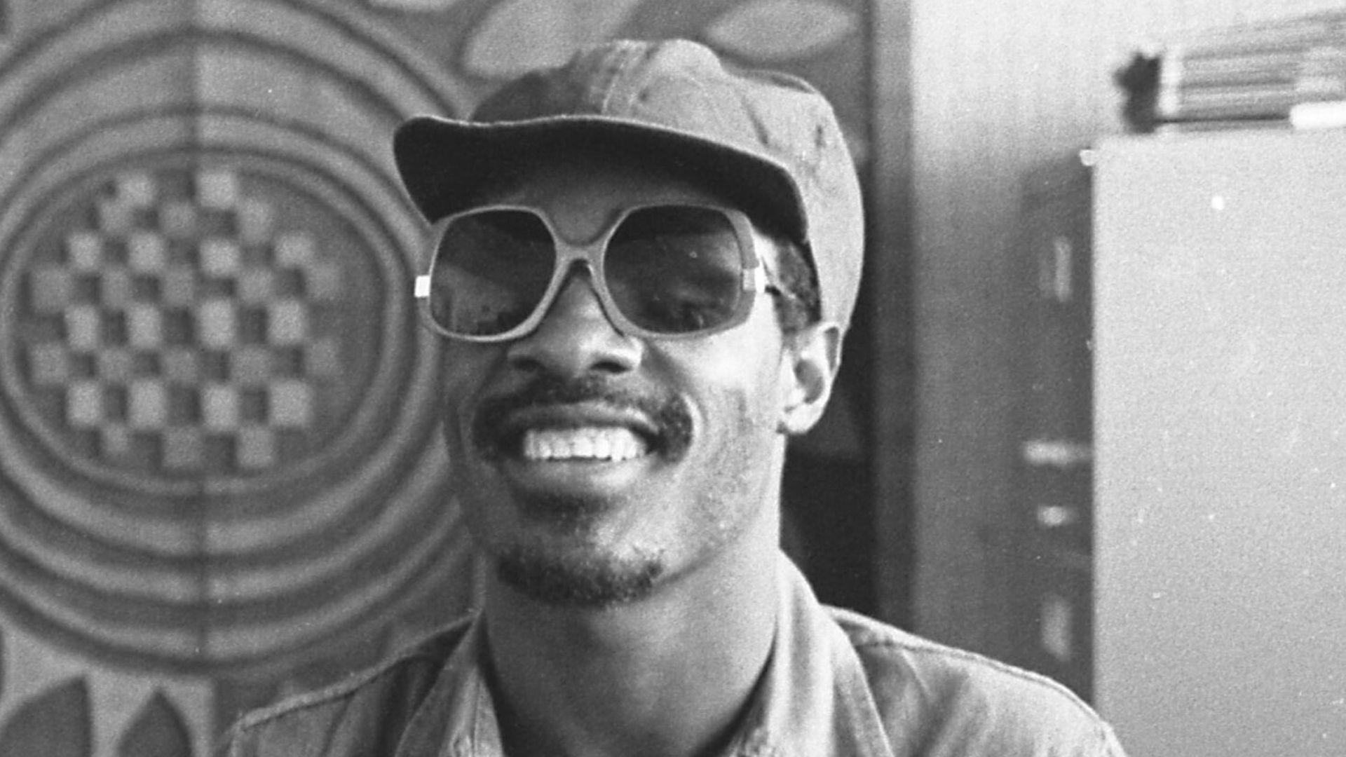 File:Stevie Wonder 1975 (cropped).jpg