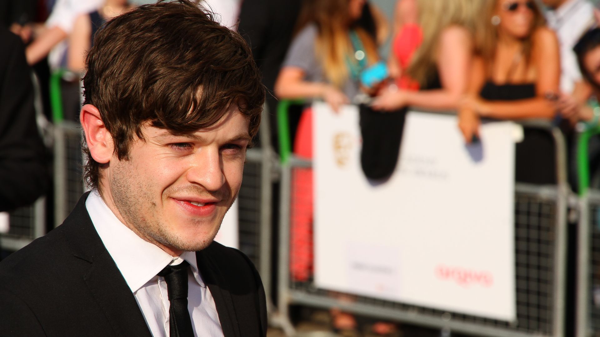 File:Iwan Rheon.jpg