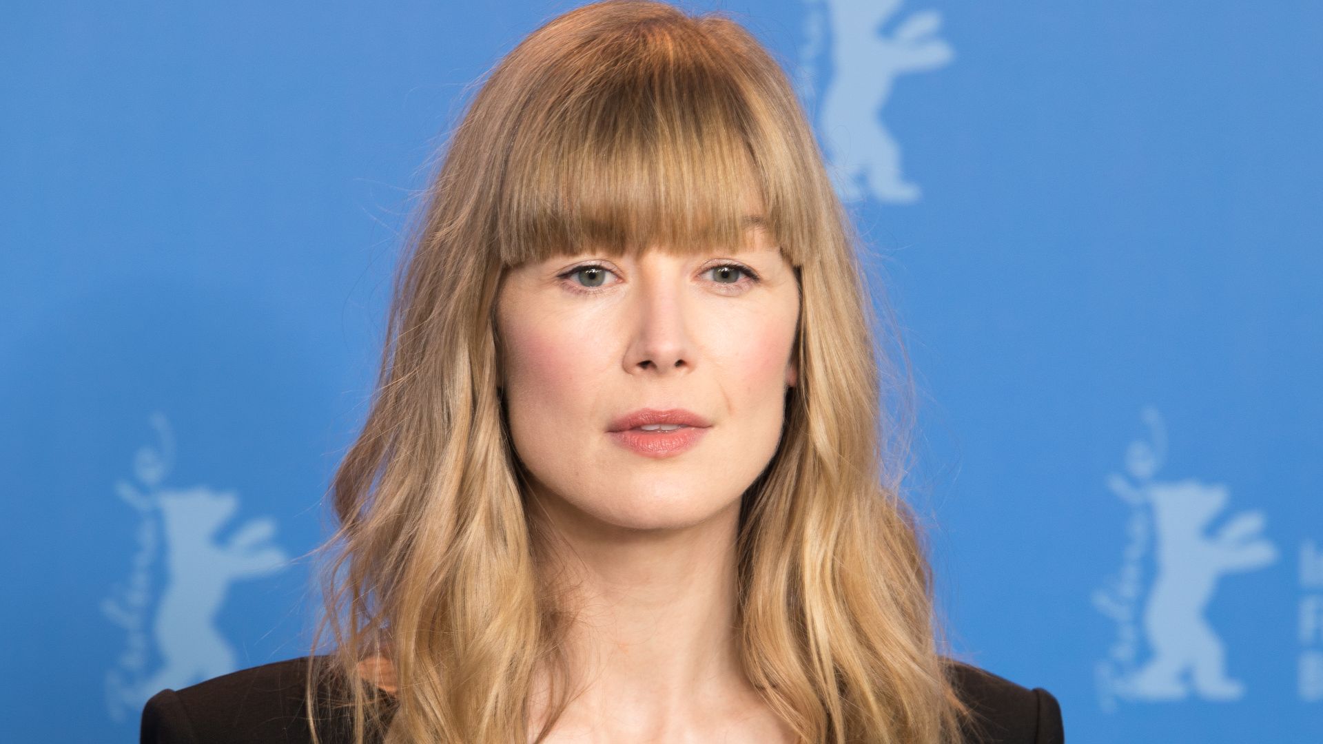 File:MJK 10899 Rosamund Pike (Berlinale 2018).jpg