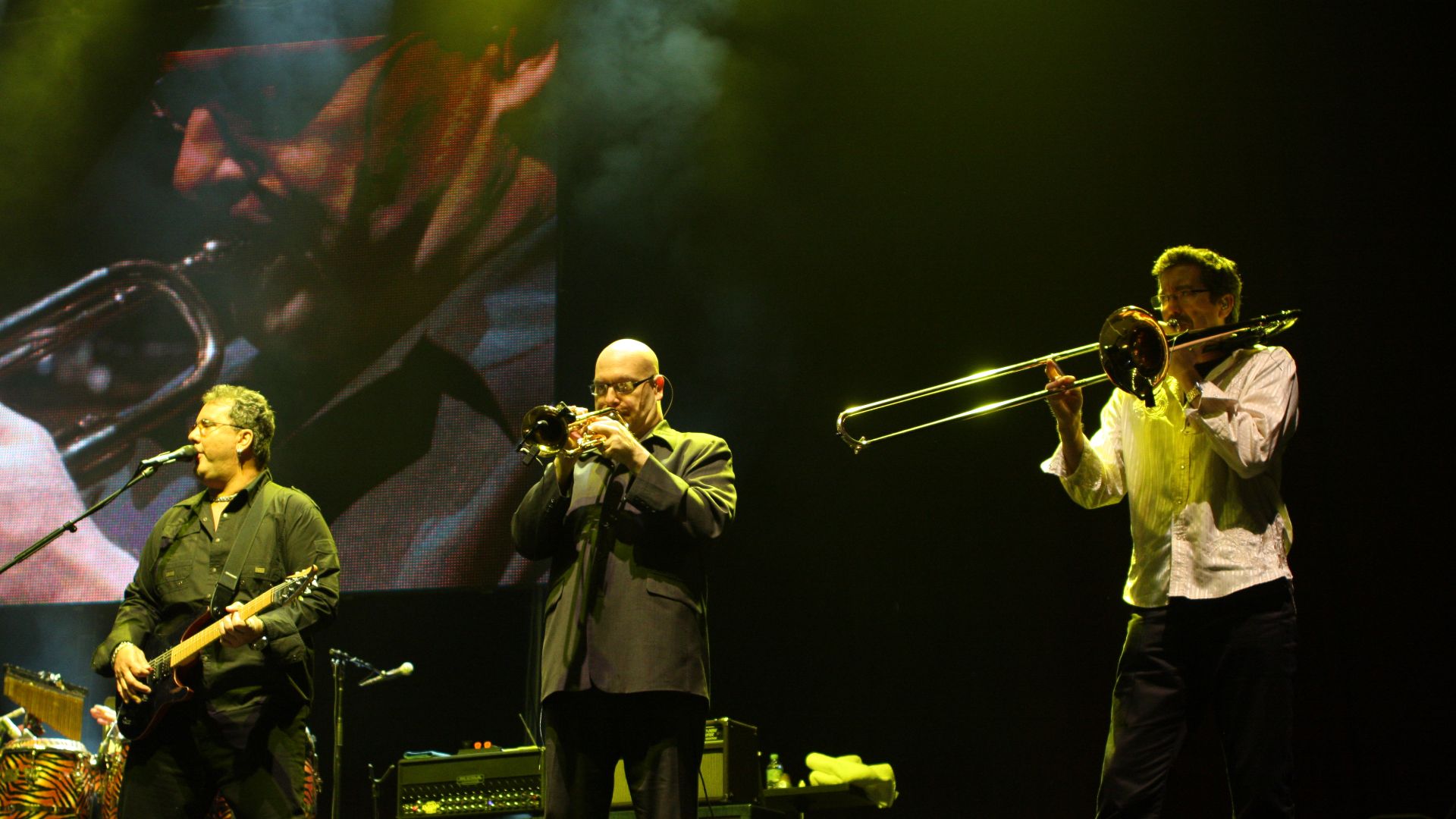 File:Santana Acer Arena (5558204467).jpg