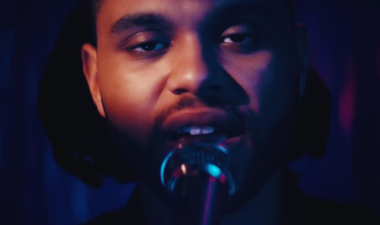 Screenshot from Can’t Feel My Face (2015)