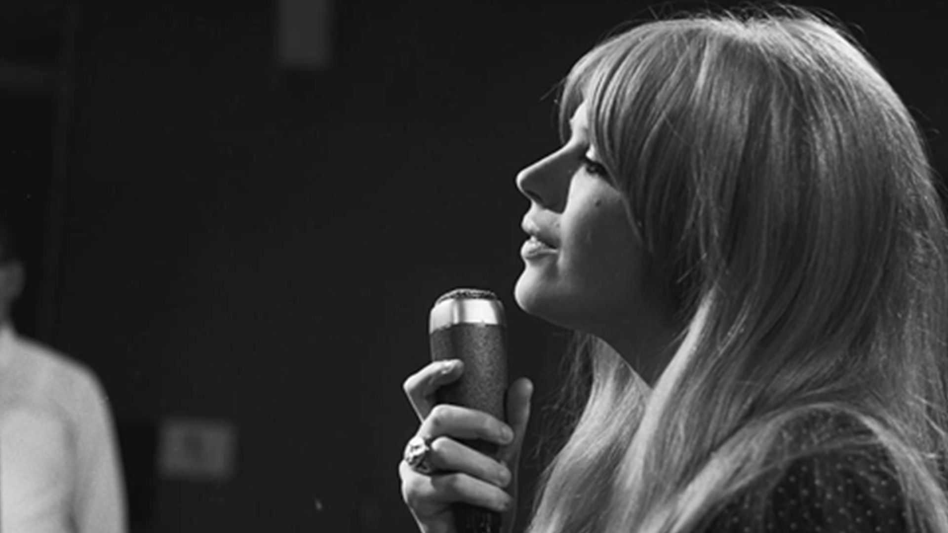 File:Fanclub1966MarianneFaithfull3.jpg