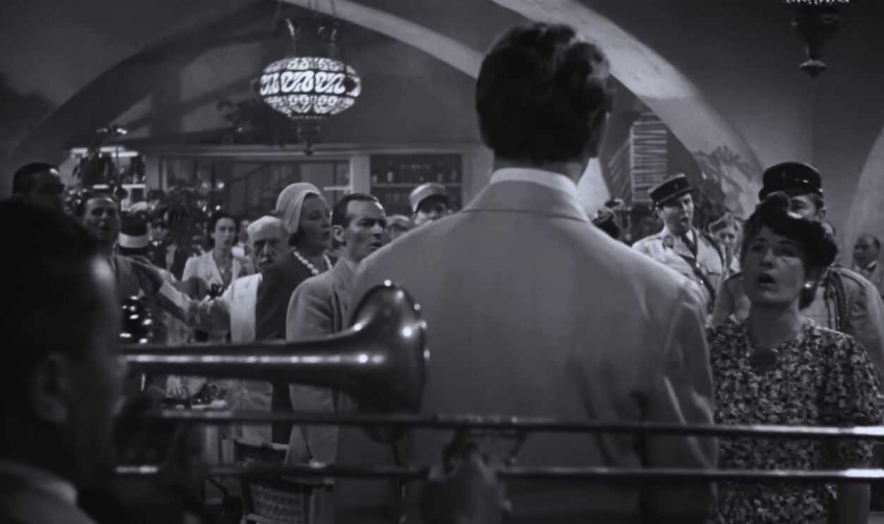 Screenshot from Casablanca (1942)