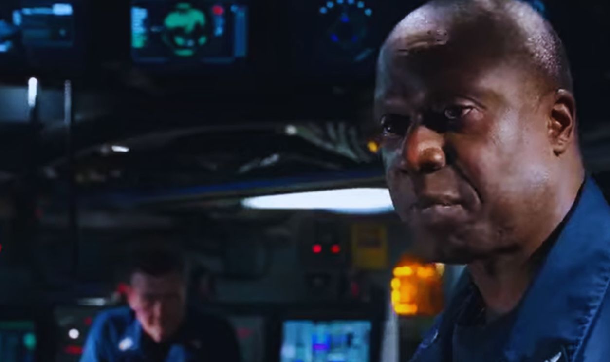 Screenshot from Last Resort (2012–2013)