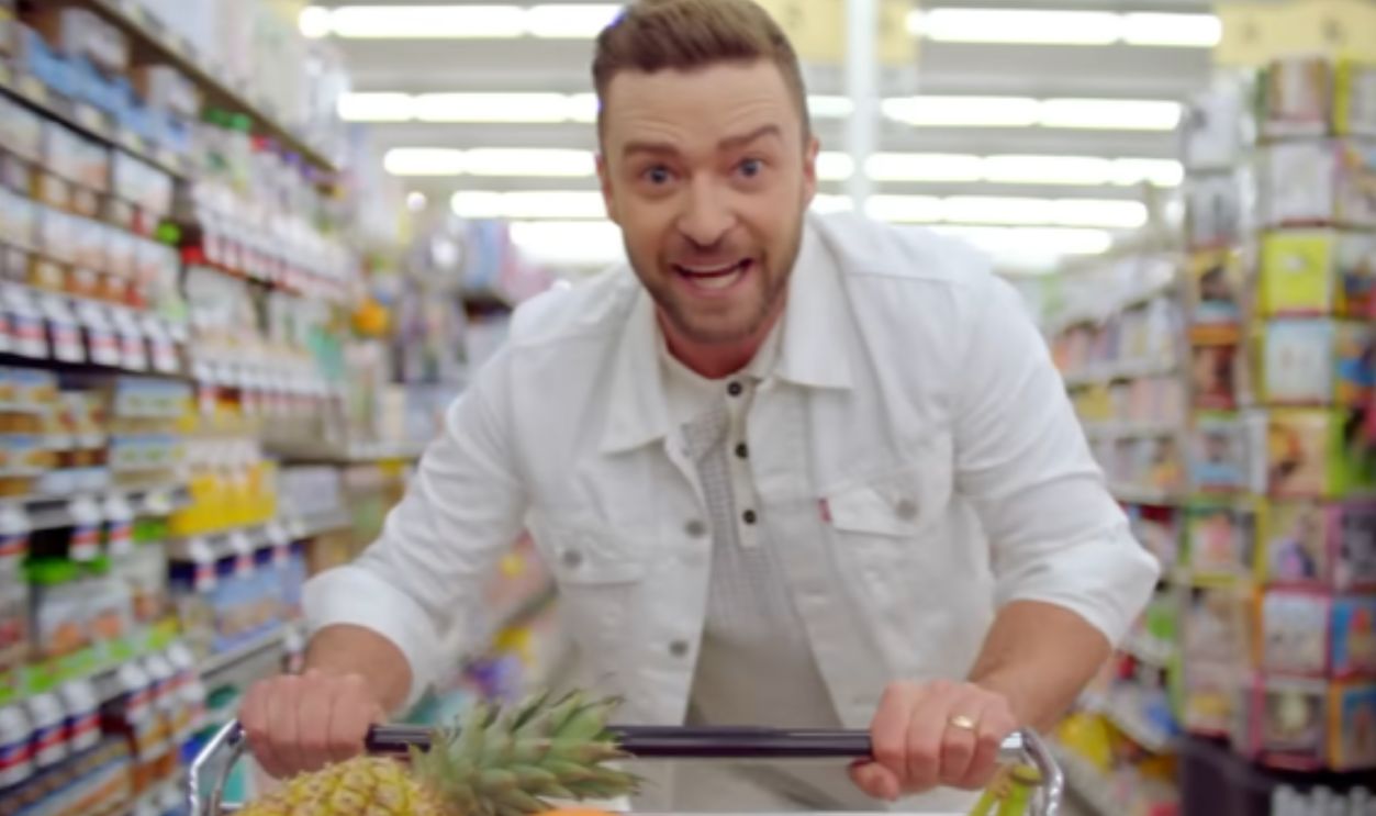 Screenshot from Can't Stop the Feeling! (2016)