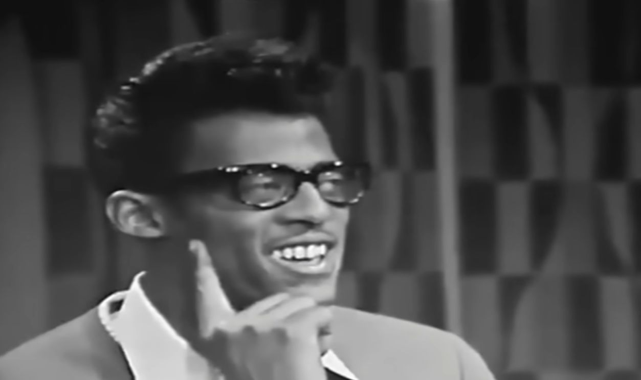 Screenshot from My Girl (1964)