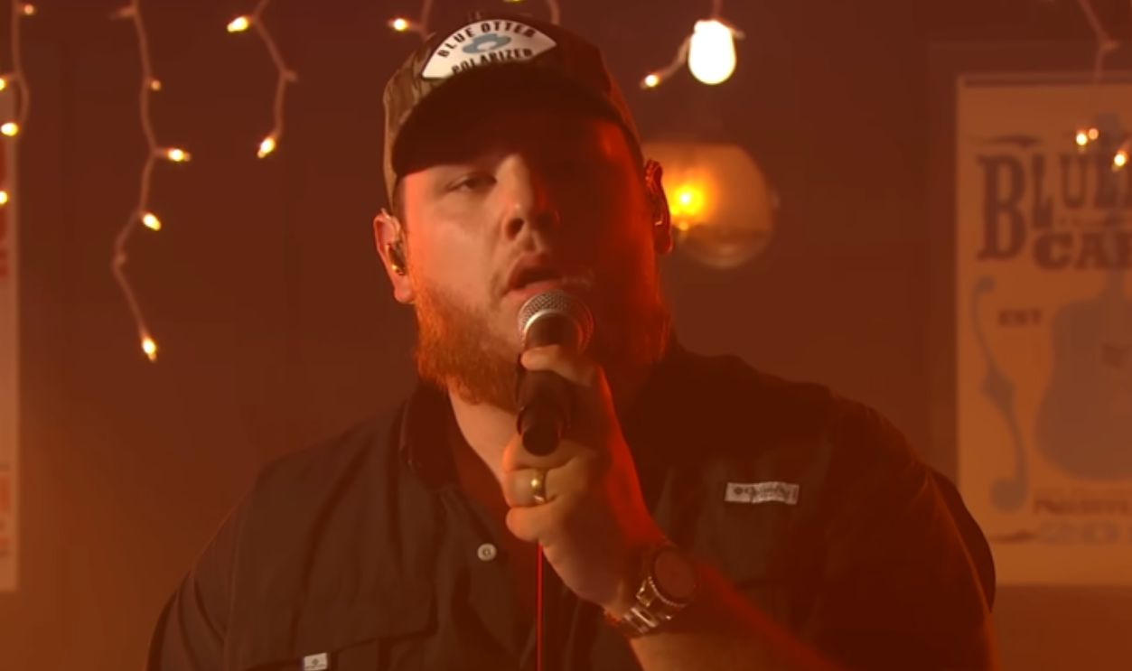 Screenshot from Better Together (2023)