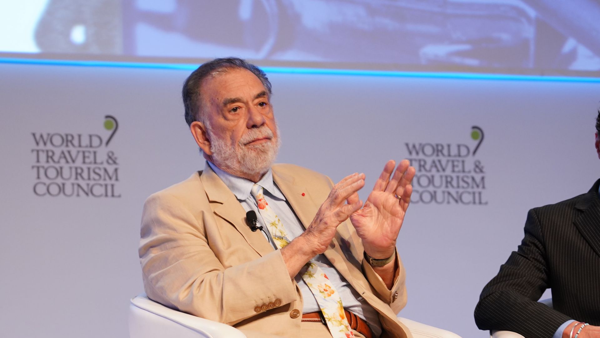 File:Hollywood, hospitality and travel (40672755175).jpg