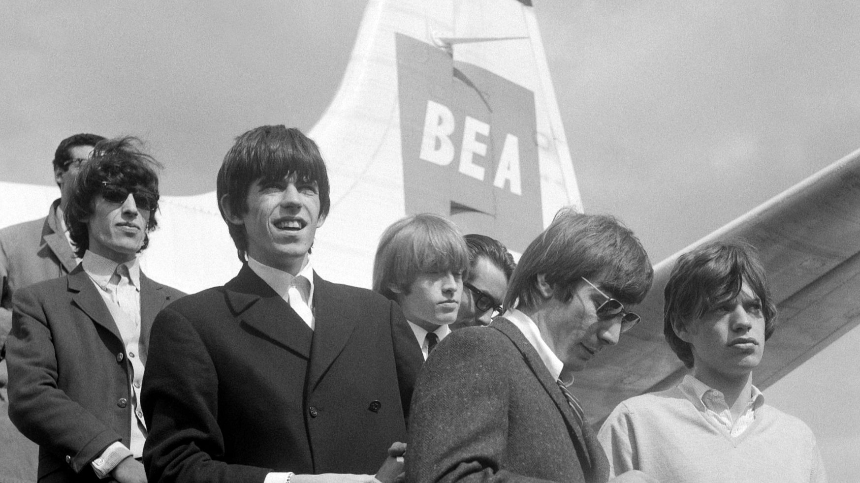 File:Rolling Stones at Amsterdam Airport Schiphol (1964) 2.png