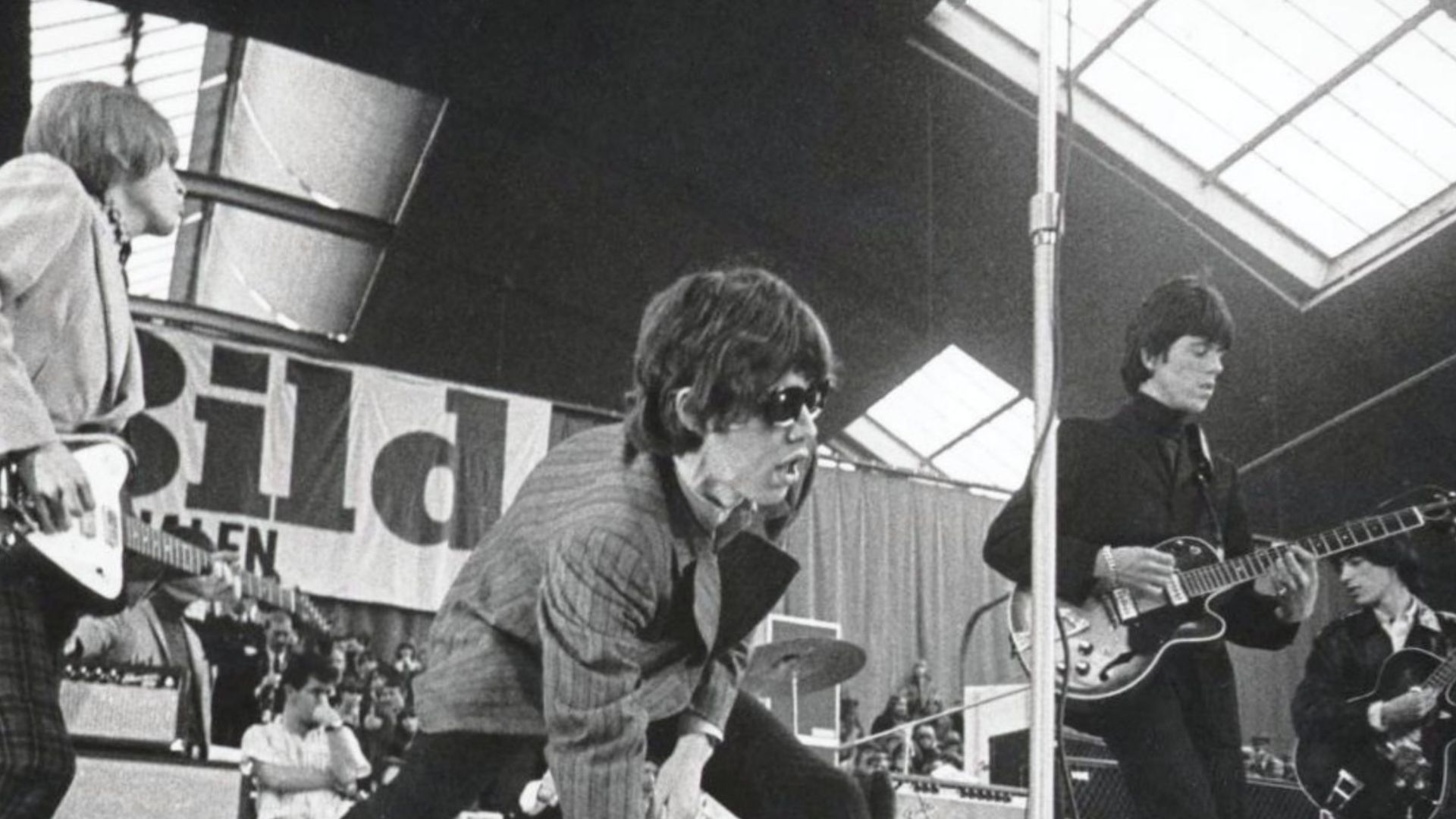 File:Kungliga Tennishallen Stones 1966a.jpg