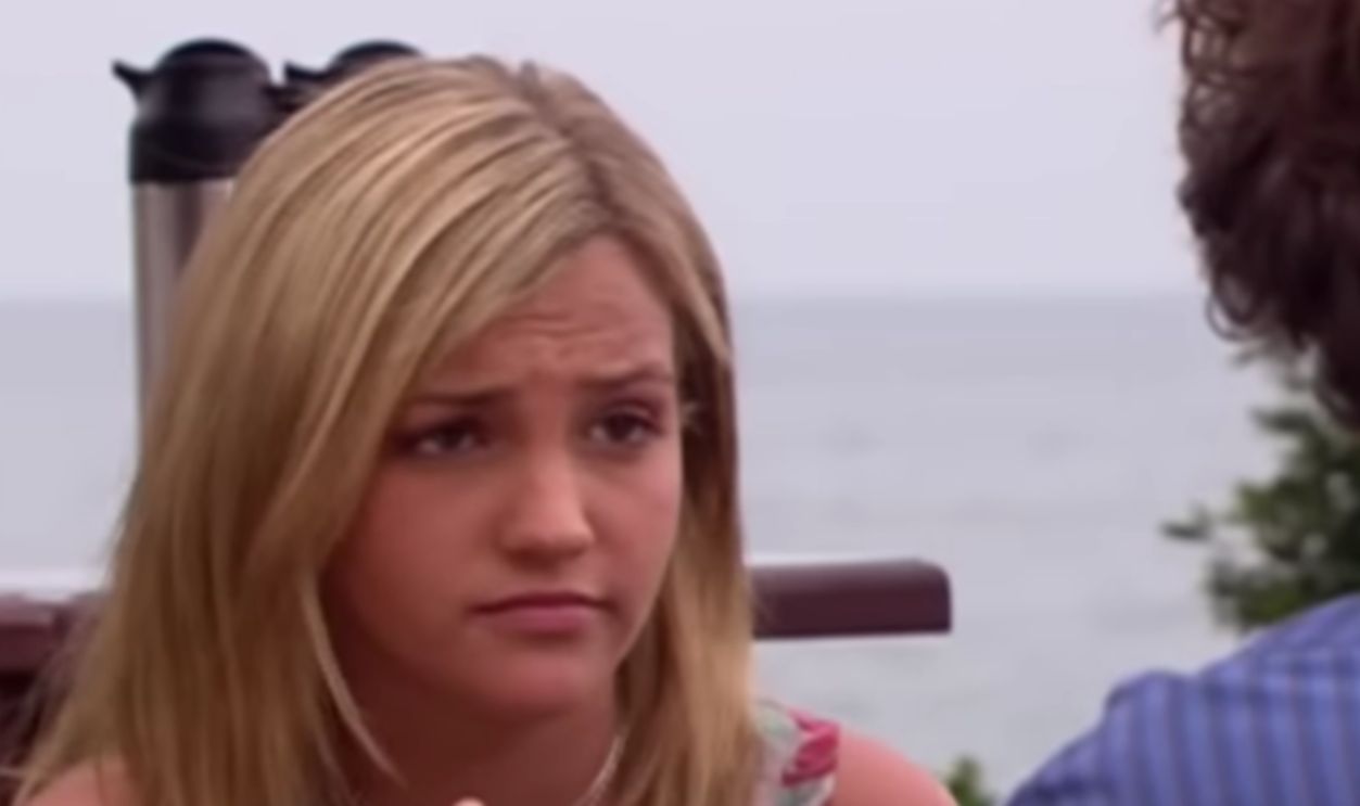 Screenshot from Zoey 101 (2005-2008)