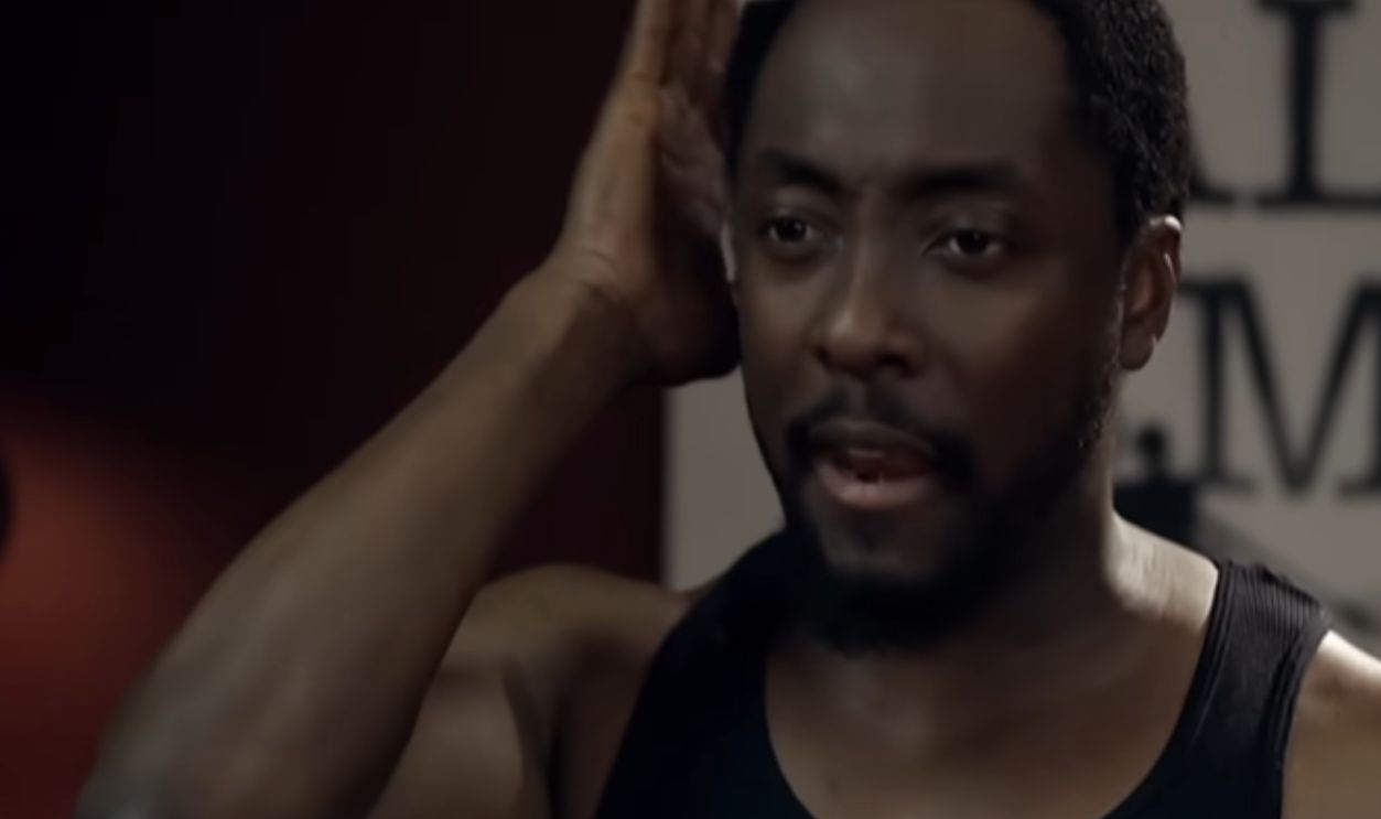 Screenshot from I Gotta Feeling (2009)