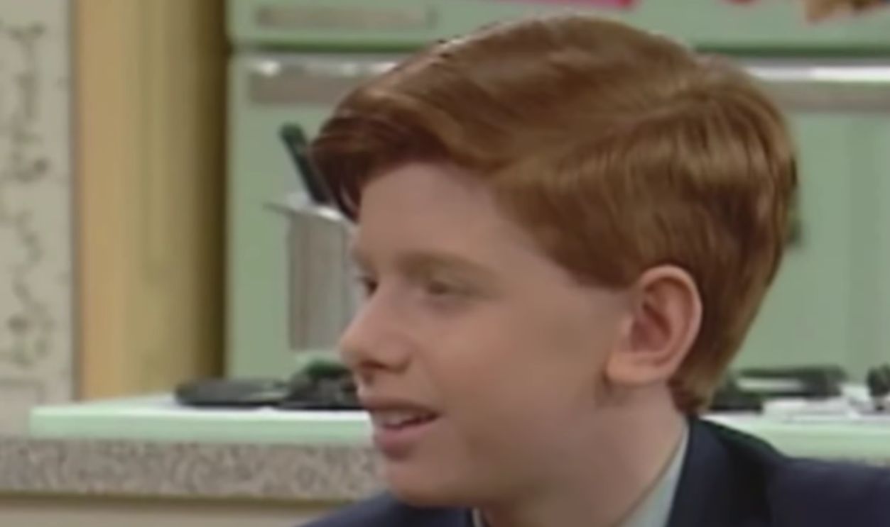 Screenshot from Clarissa Explains It All (1991-1994)