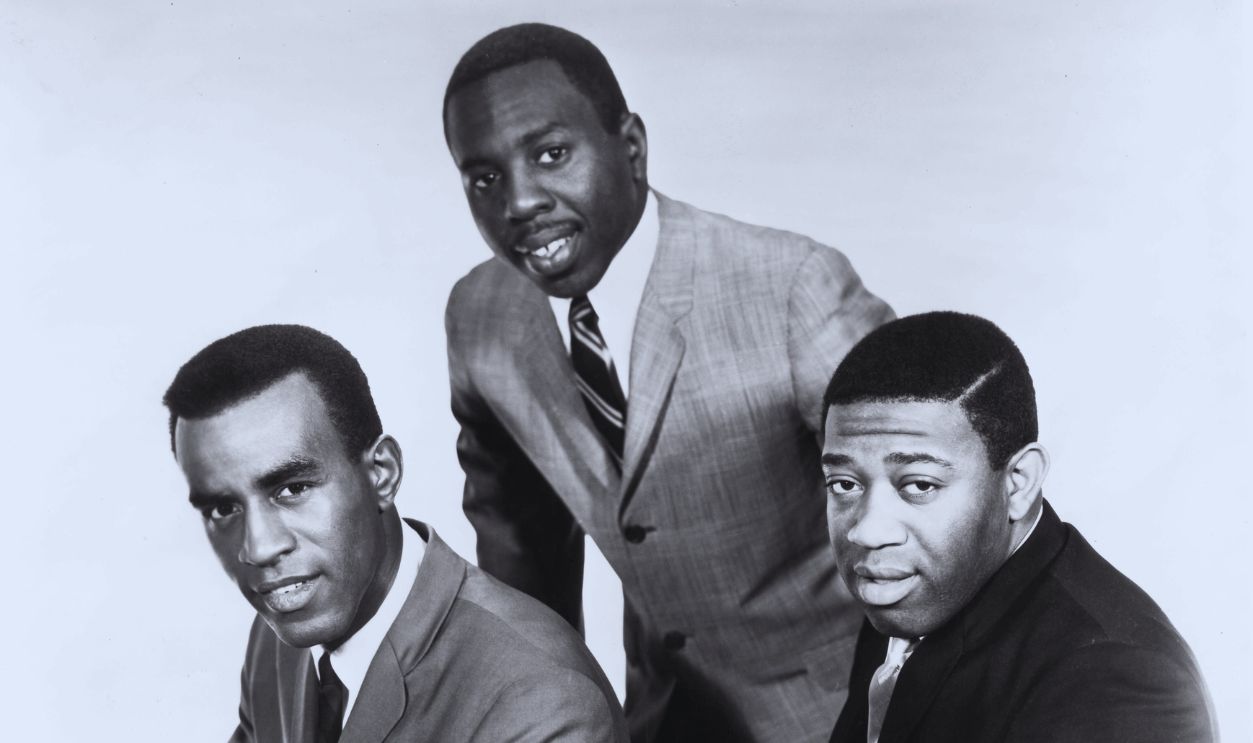 Gettyimages - 85355694, Photo of IMPRESSIONS UNSPECIFIED - JANUARY 01: Photo of IMPRESSIONS; Fred Cash, Curtis Mayfield and Sam Gooden 