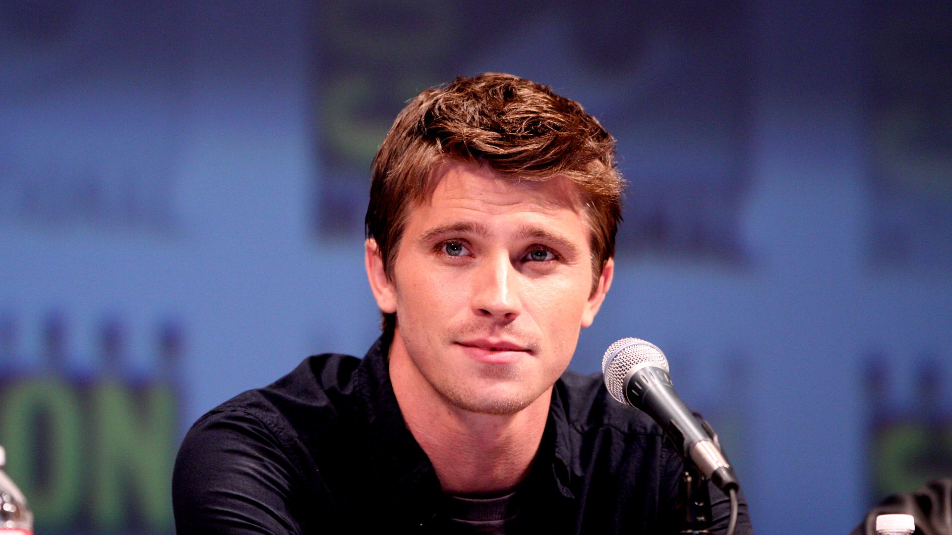 File:Garrett Hedlund (4840365444).jpg