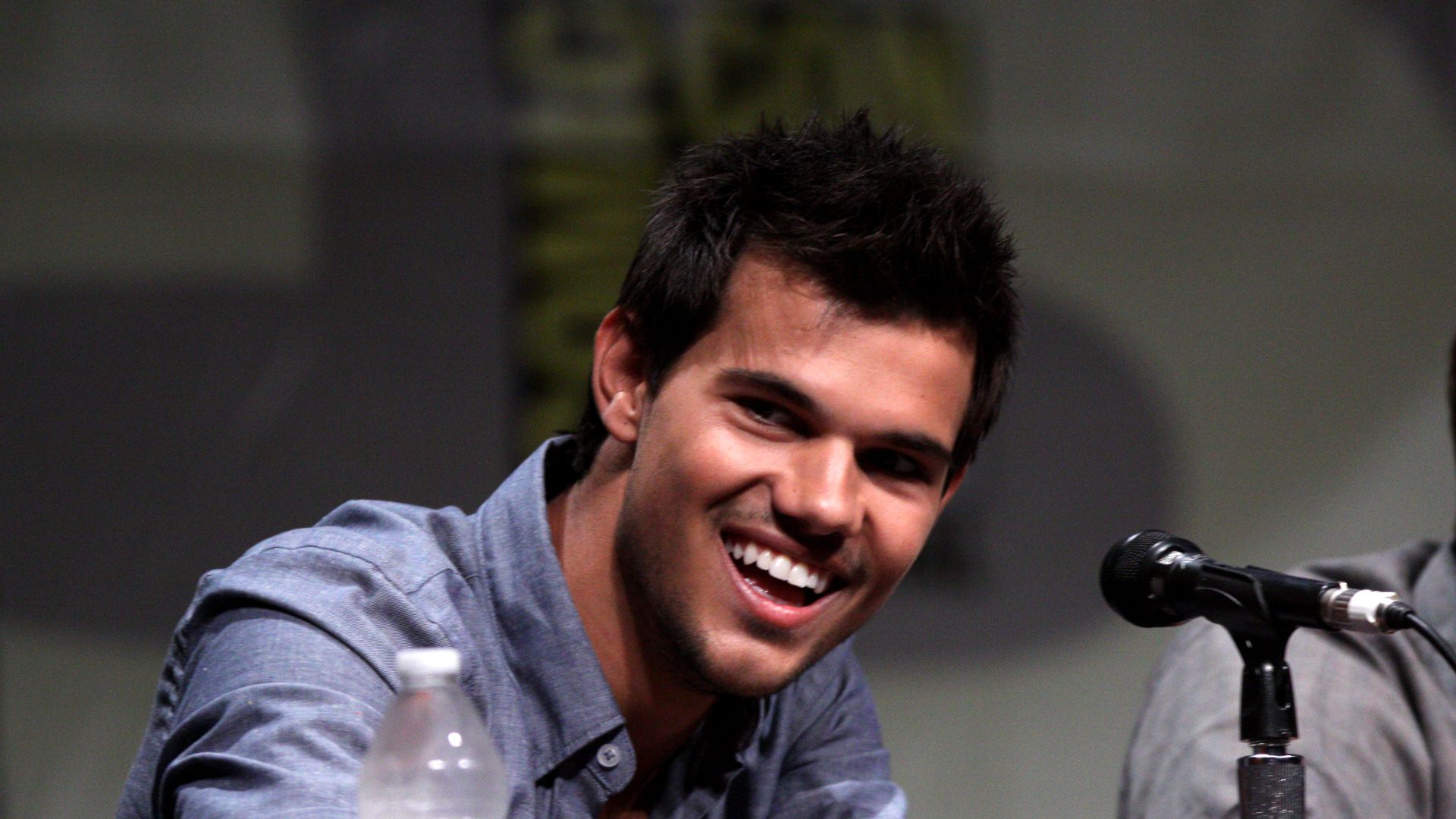 File:Taylor Lautner (7585872668).jpg