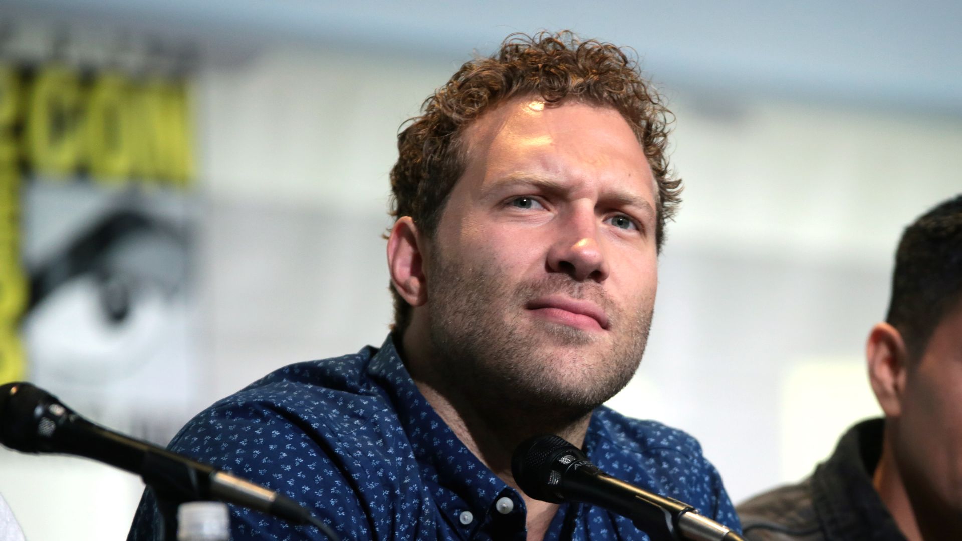 File:Jai Courtney & Jay Hernandez (27984977373).jpg