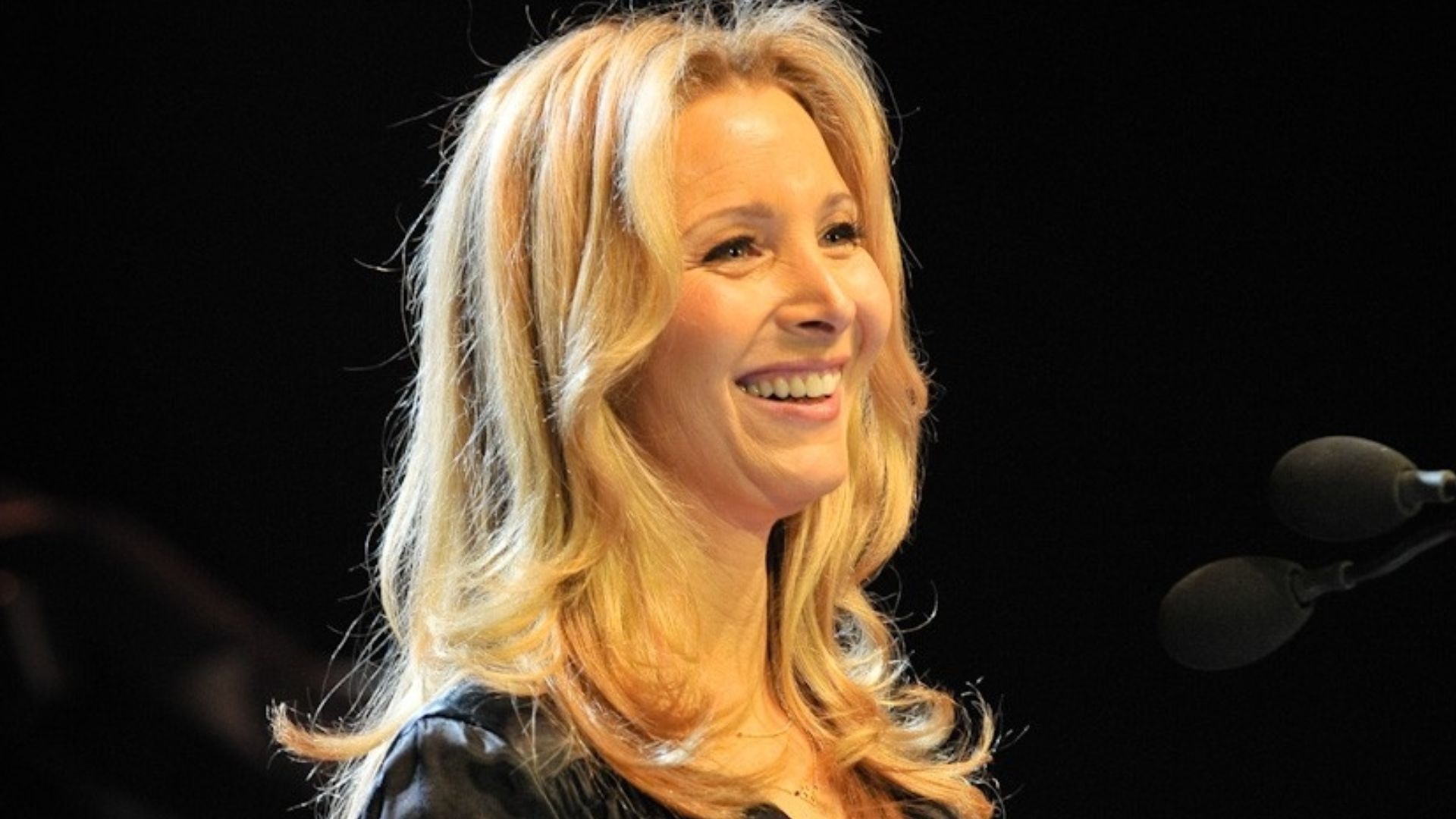 File:Lisa Kudrow.jpg