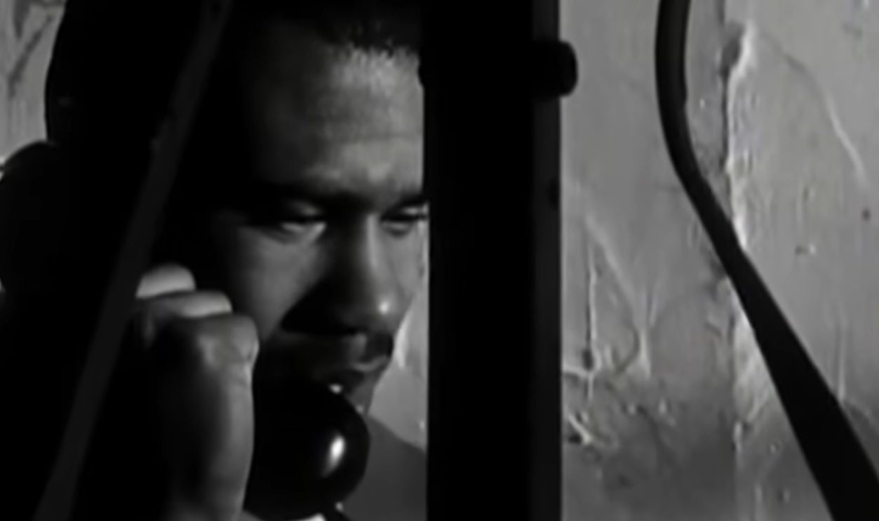 Screenshot from They Reminisce Over You (T.R.O.Y.) (1992)