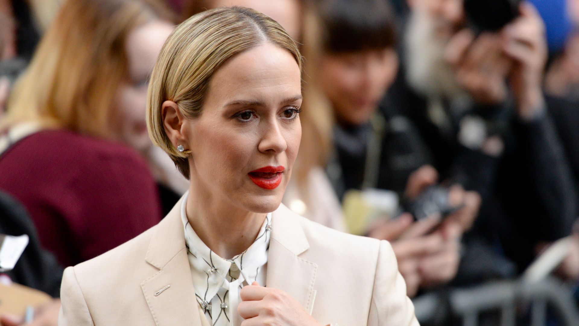 File:TIFF 2019 sarah paulson (48700773398).jpg