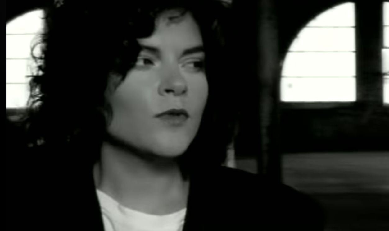 Screenshot from King’s Record Shop, Columbia Records (1987)