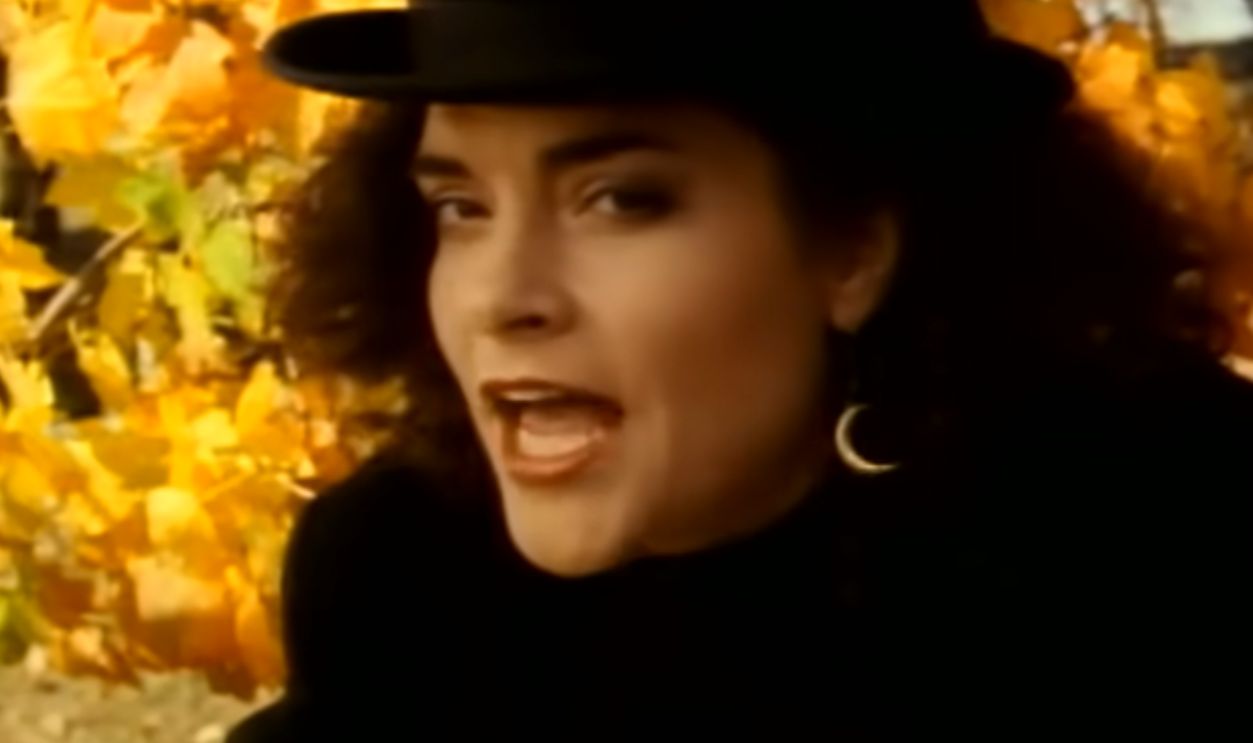 Screenshot from King’s Record Shop, Columbia Records (1987)