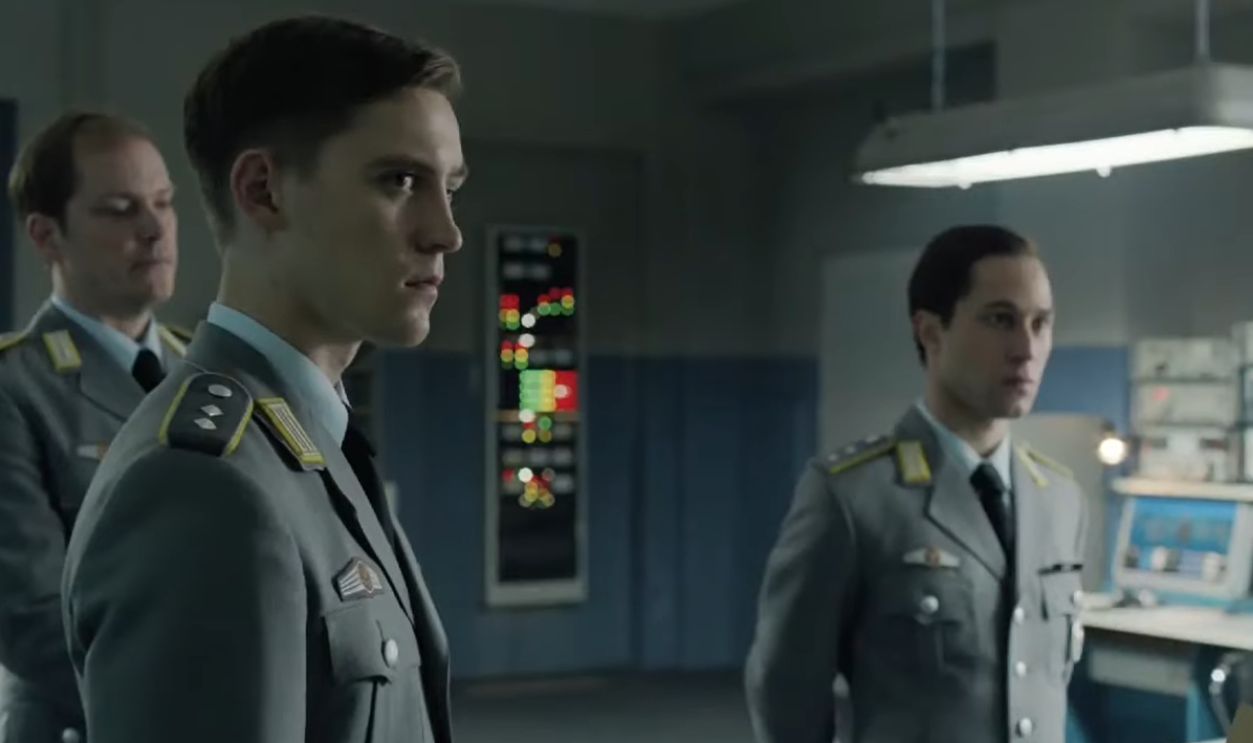 Screenshot from Deutschland 83 (2015)