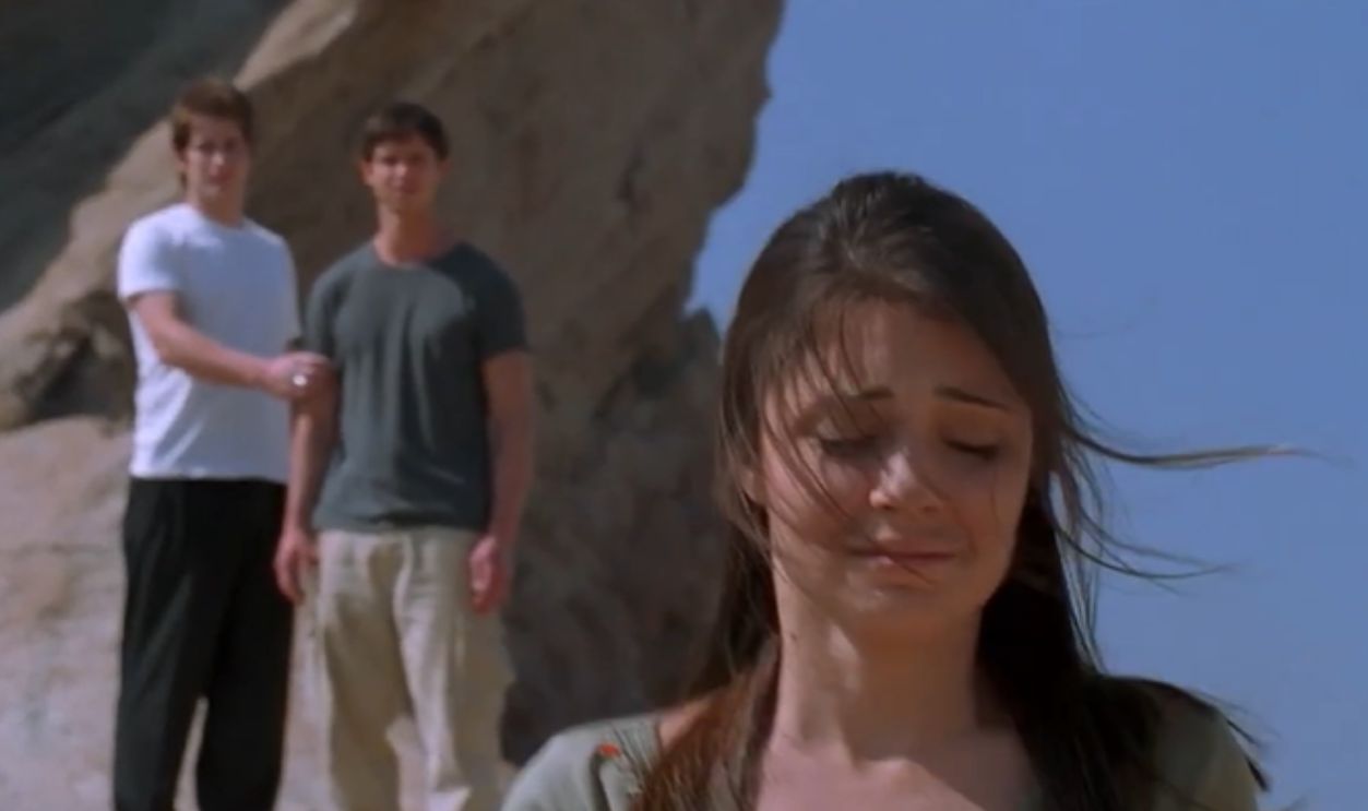 Screenshot from Roswell (1999-2002)
