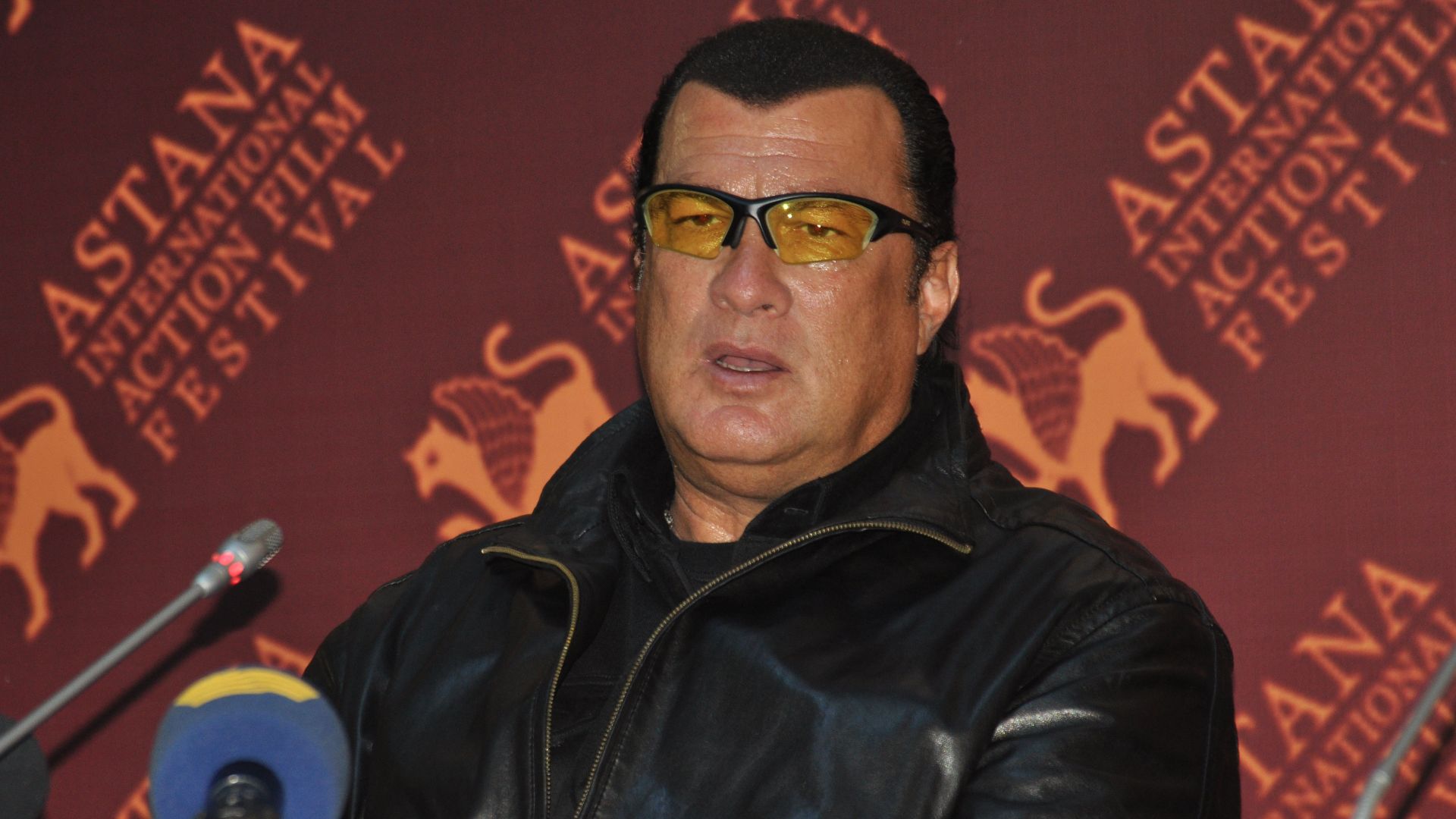 File:Steven Seagal at Astana Action Film Festival.JPG