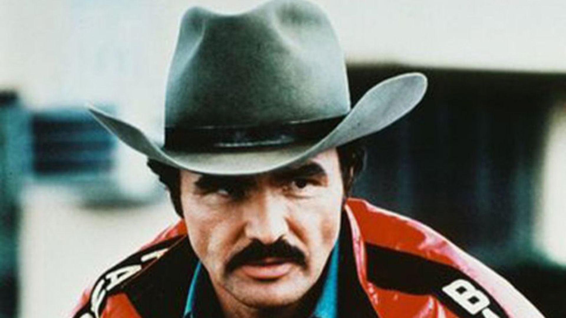 File:Red Bandit Jacket.jpg