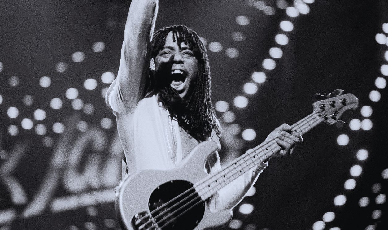 Gettyimages - 516089853, Rick James At The Auditorium Theater American musician Rick James (born James Johnson Jr, 1948 - 2004) performs onstage at the Auditorium Theater, Chicago, Illinois, March 31, 1979. 