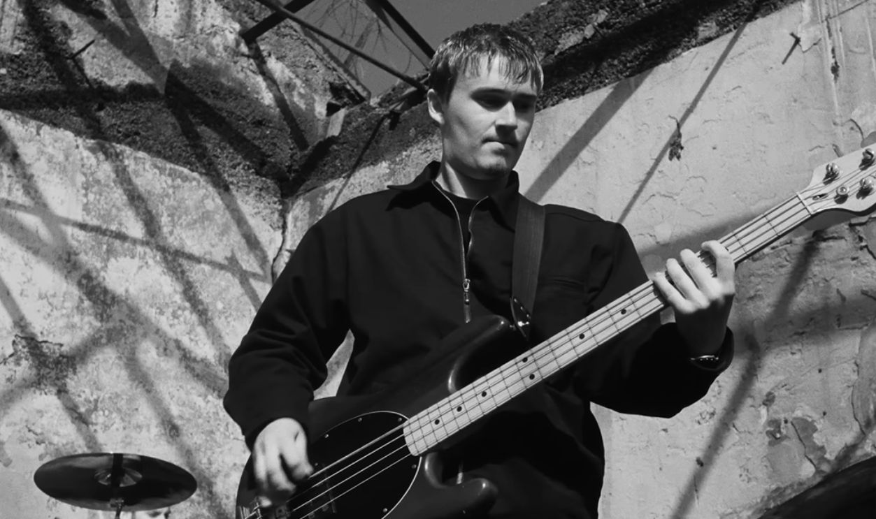 Screenshot from Zombie (1994)