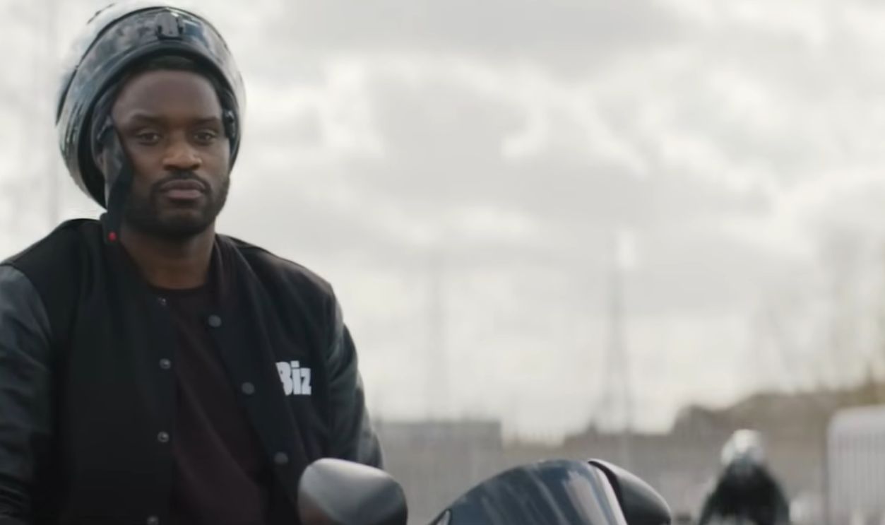 Screenshot from I Win (2011)