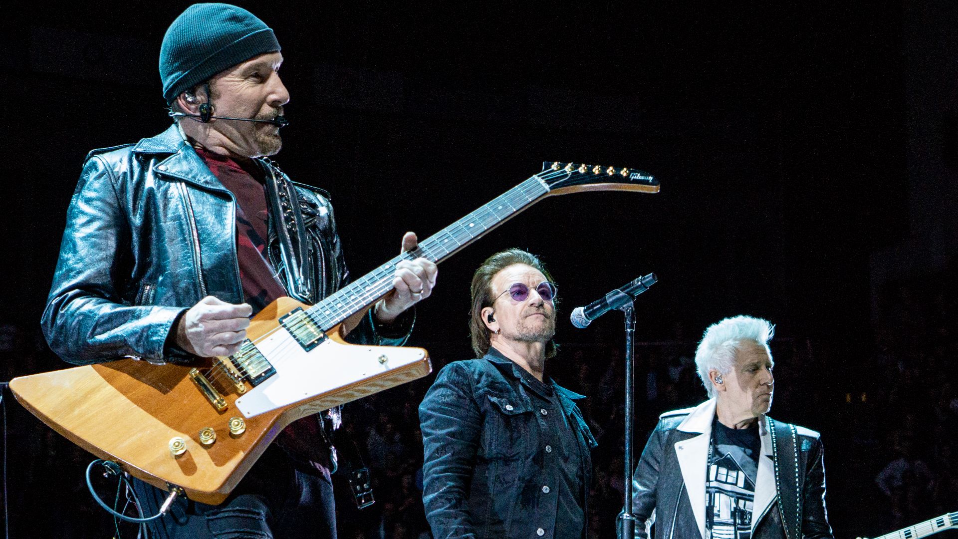 File:U2 performing on Experience and Innocence Tour in London 10-24-18 (4).jpg